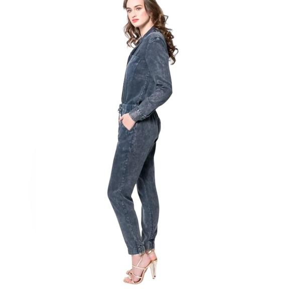 EUC Young Fabulous & Broke “Everest” Flight Suit Jumpsuit in Midnight Acid - Picture 2 of 13